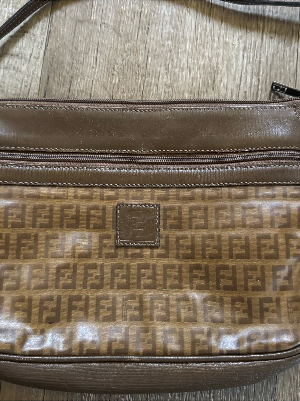 Vintage FENDI Zucchino FF Monogram Leather Vinyl Shoulder Crossbody Bag Italy - Picture 2 of 11